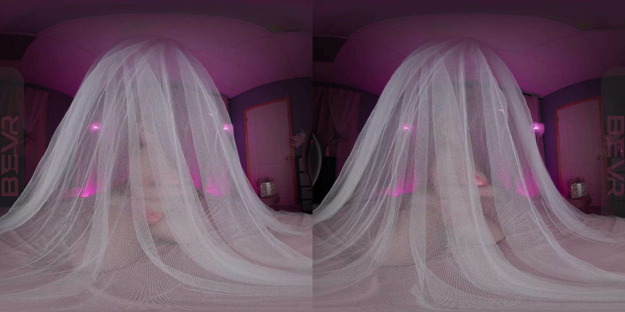 Bunny De La Cruz - The Pink Light District