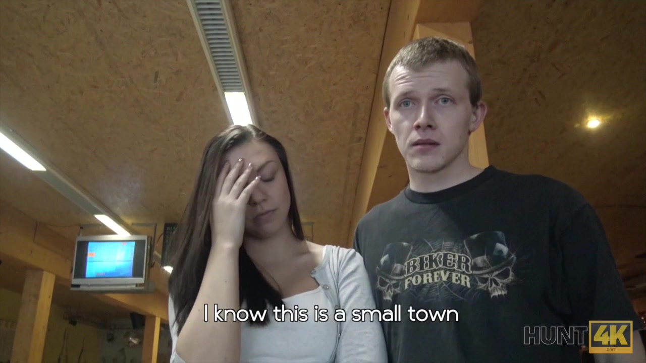 HUNT4K. Sex in a bowling place - I've got strike!