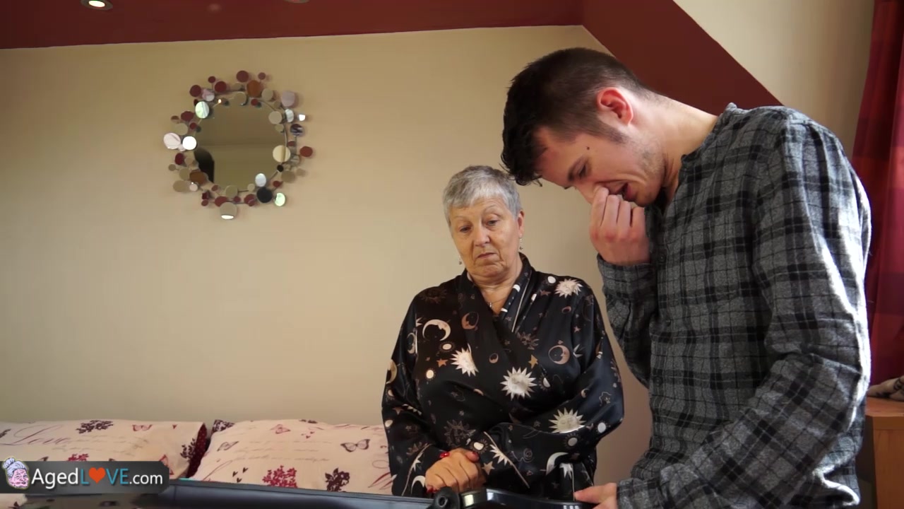 Old lady Savana fucked by student 18+ Sam Bourne