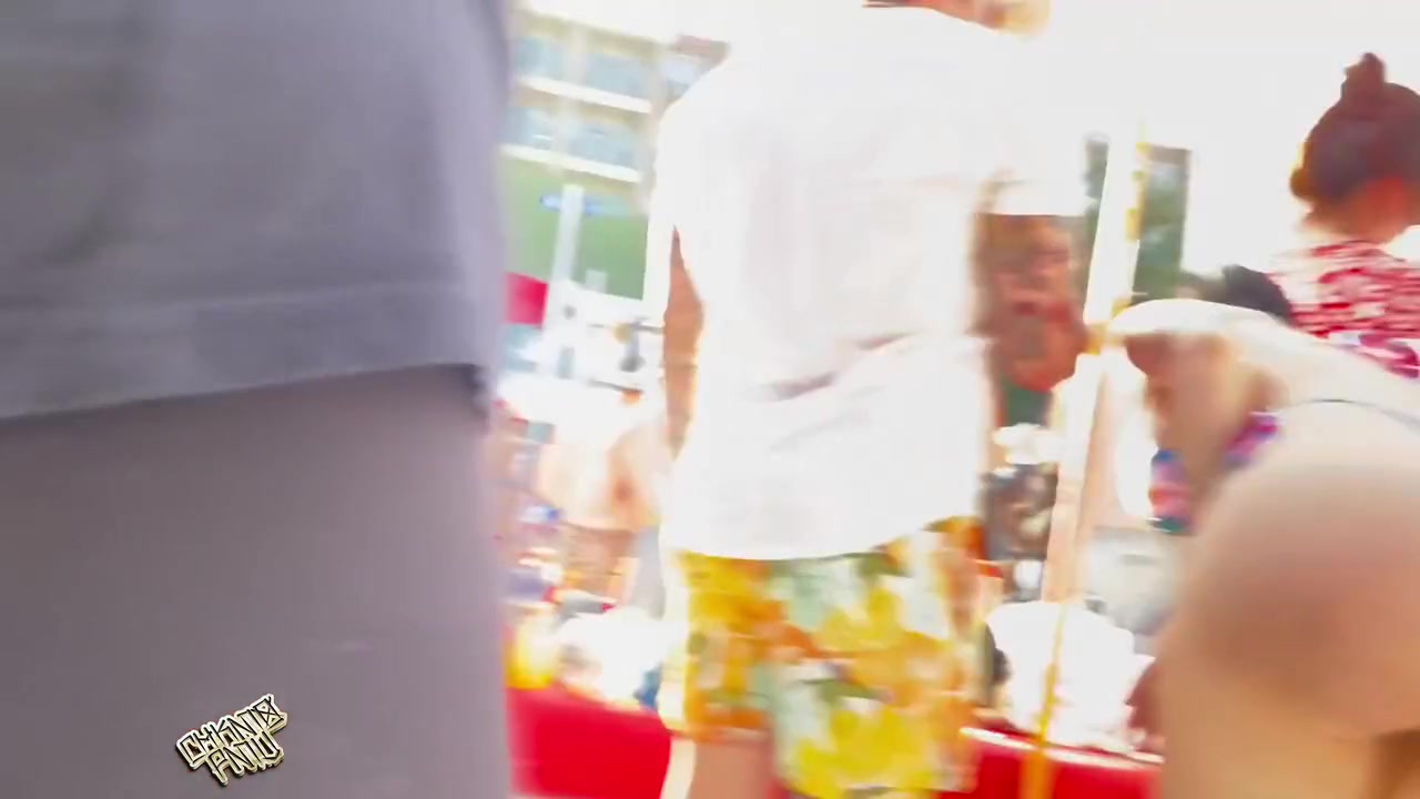 Candid Thong Full