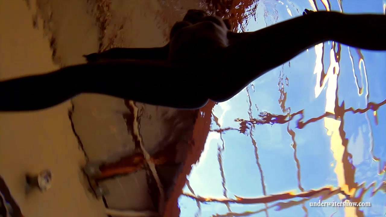 UnderwaterShow Video: Zuzanna