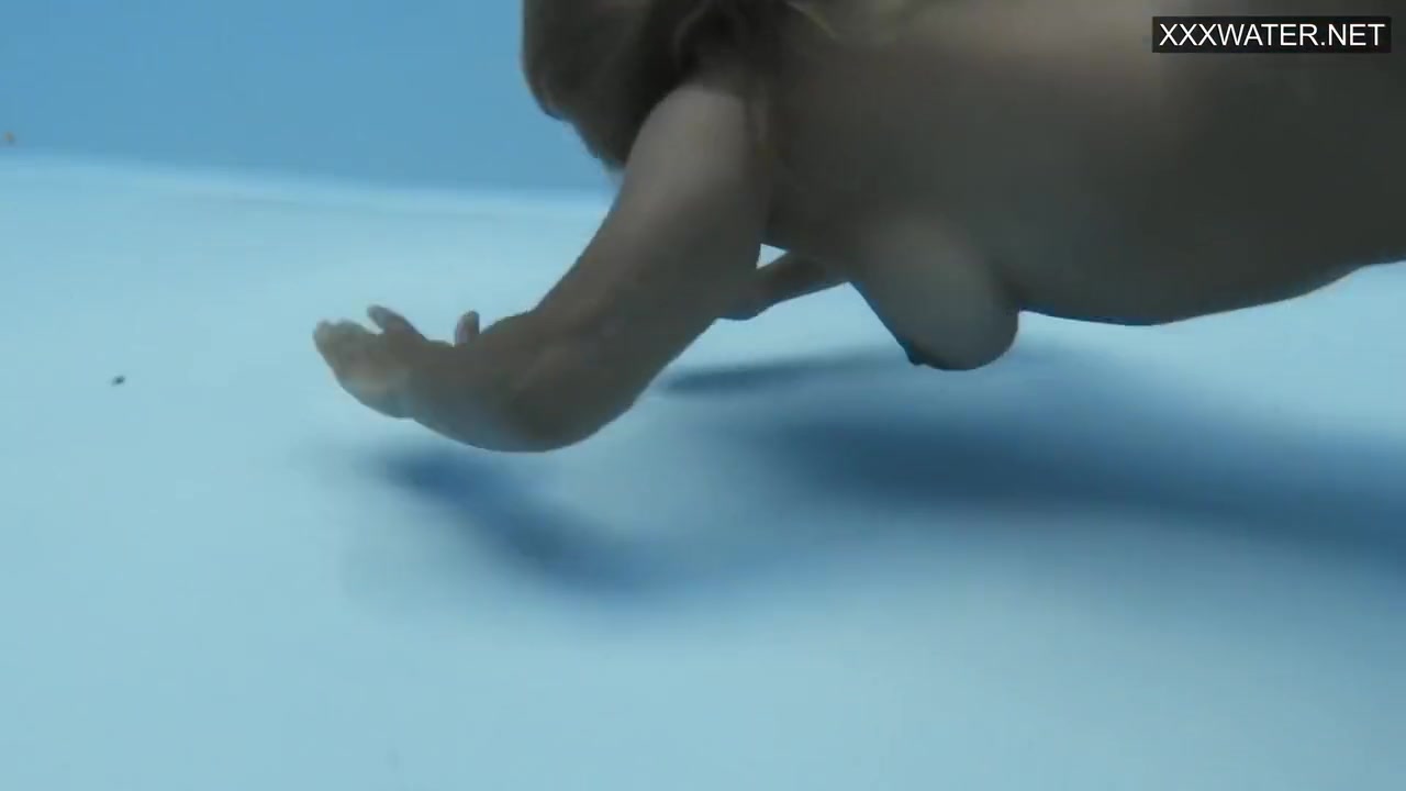 Hottest Babes In The Swimming Pool Alone - Angelica Heart