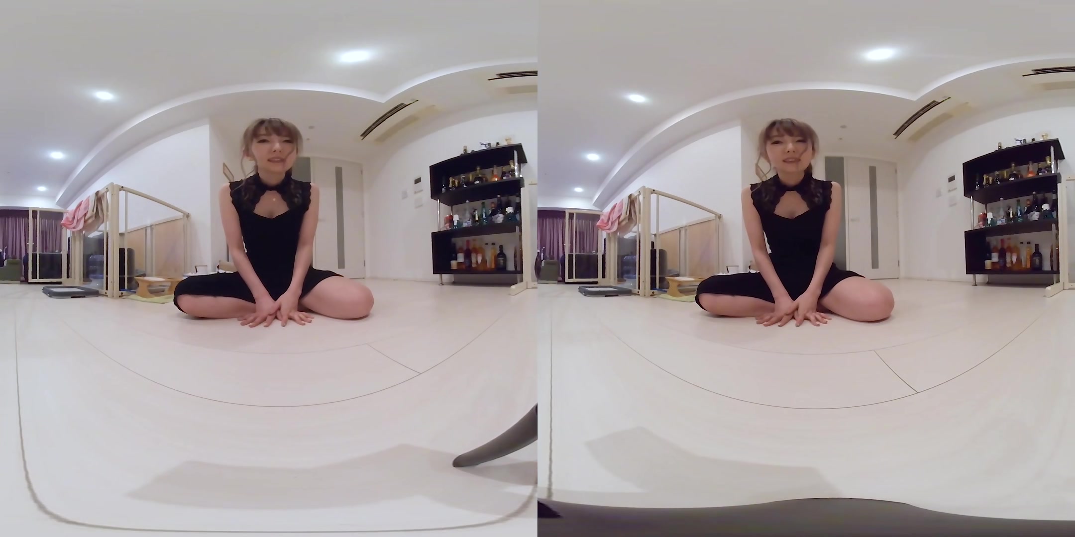 Yui Hatano - Yui Hatano's #Secret Vlog Day 1: Home Premiere with a Sexy Angle - VRJapanesePornstarsstayhomeroutines