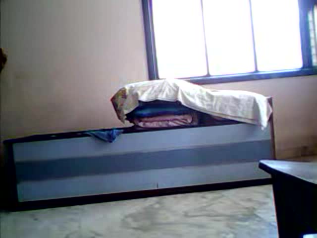 Amateur sex cam records an Indian couple fucking
