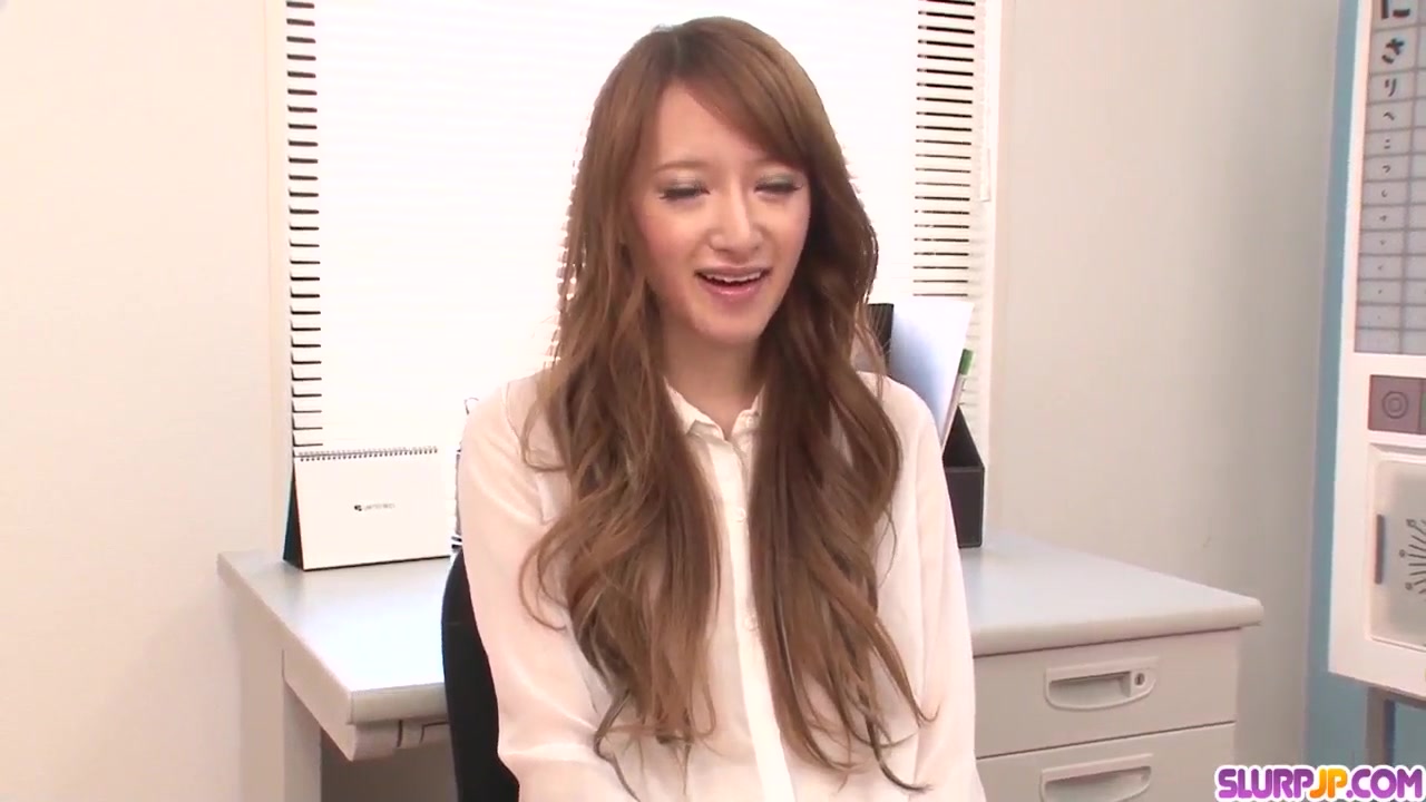 Mai Shirosaki sure loves feeling these dicks deep - More at Slurpjp.com