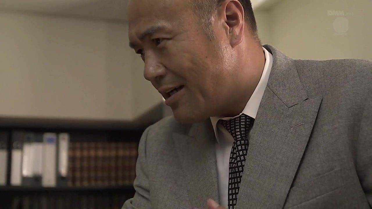 Principal Takes Special Care Of New Intern - CosplayInJapan