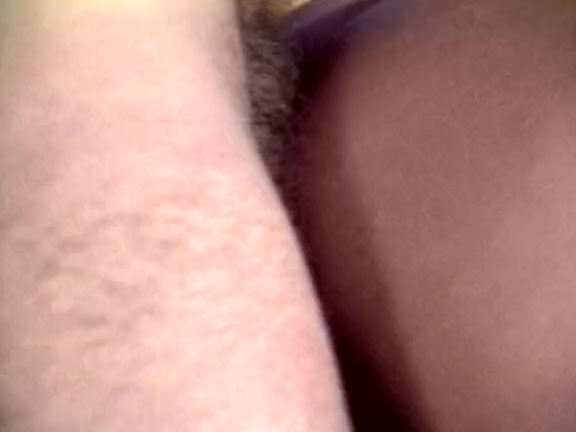 Hawt MILFs in 3some