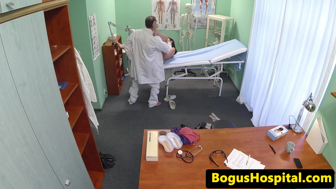 Bigtitted europatient drilled by doctor