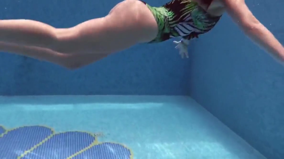 Spanish Pornstar Underwater With Diana Rius