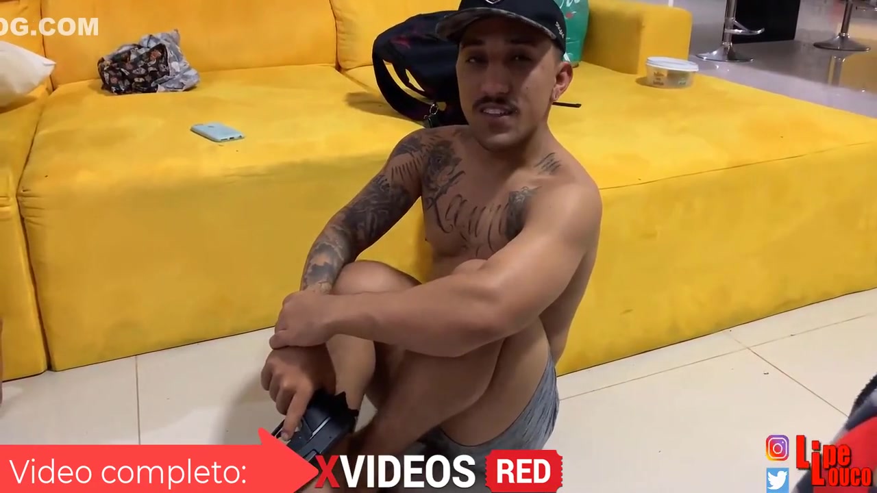 Orgiaaa Depois De Uma Brincadeira Durante Festa / Espiando No Banhoo completo Xvideos Red 10 Min - Loira Gostosa