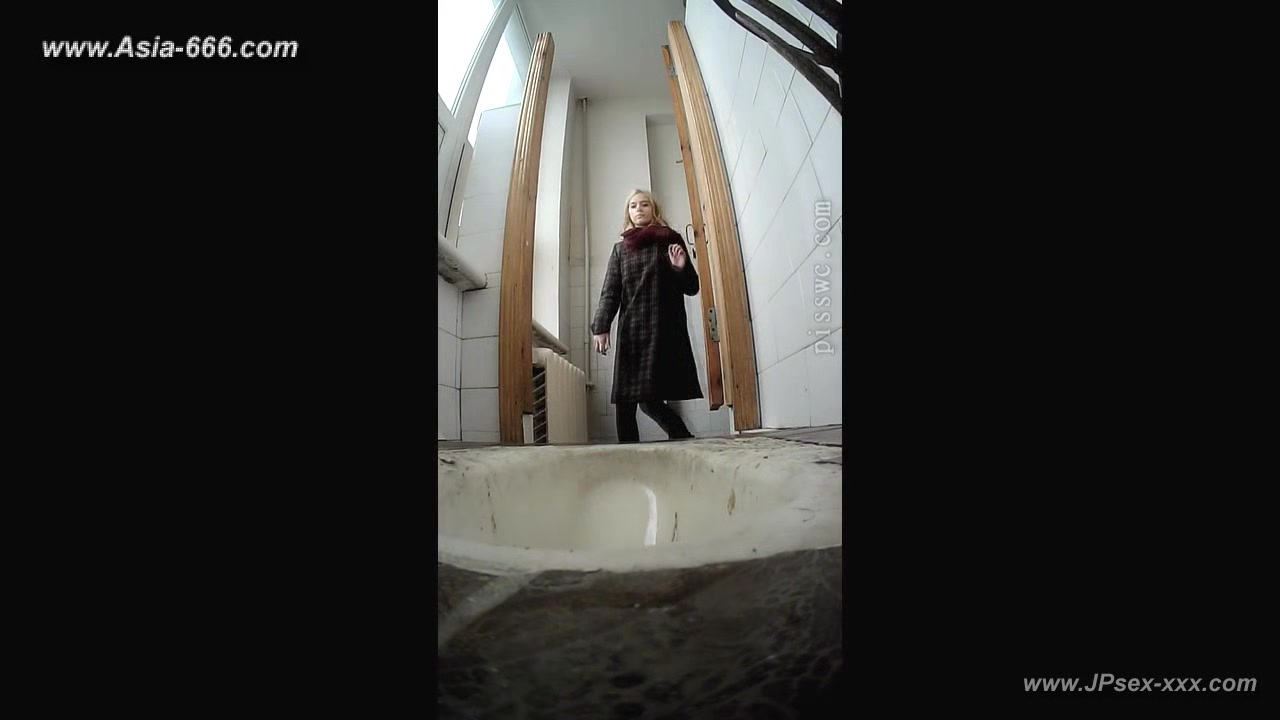peeping blondes go to toilet.53