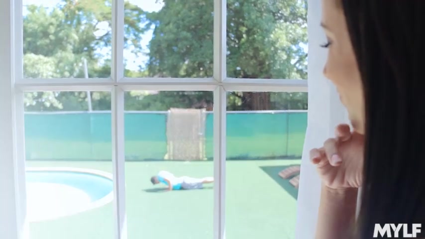 Bod Of A Demigoddess - MYLF