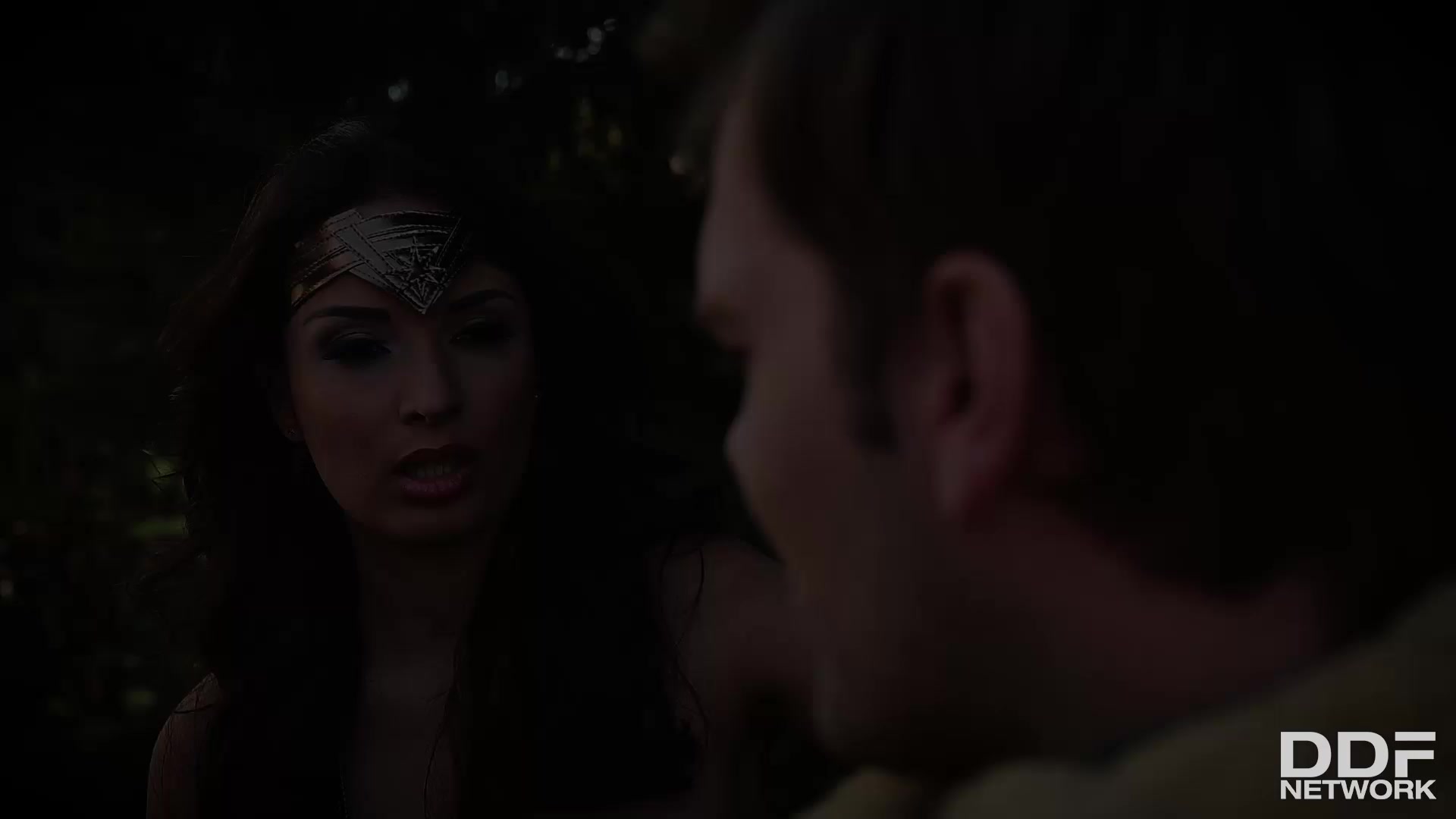 Wonder Woman XXX Parody: Anal Encounter - PornWorld