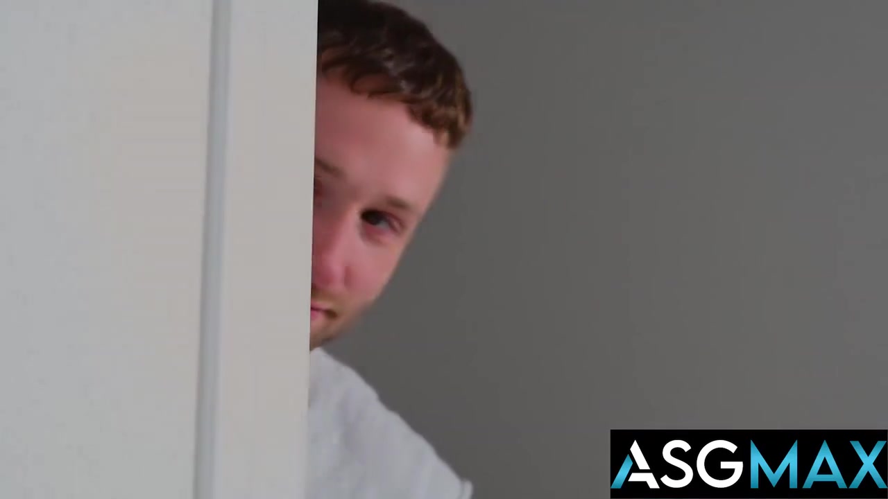 Colt Spence - Stressed Construction Worker Fucked By Roommate