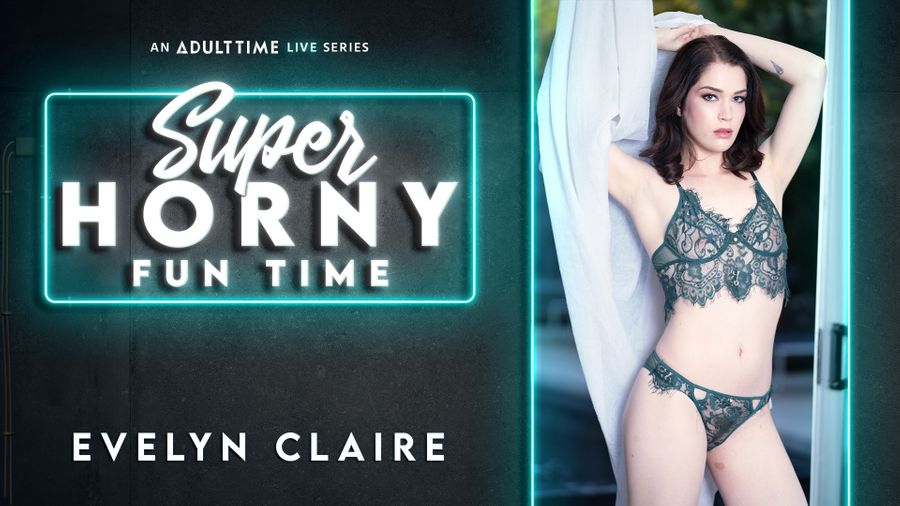 Evelyn Claire in Evelyn Claire - Super Horny Fun Time