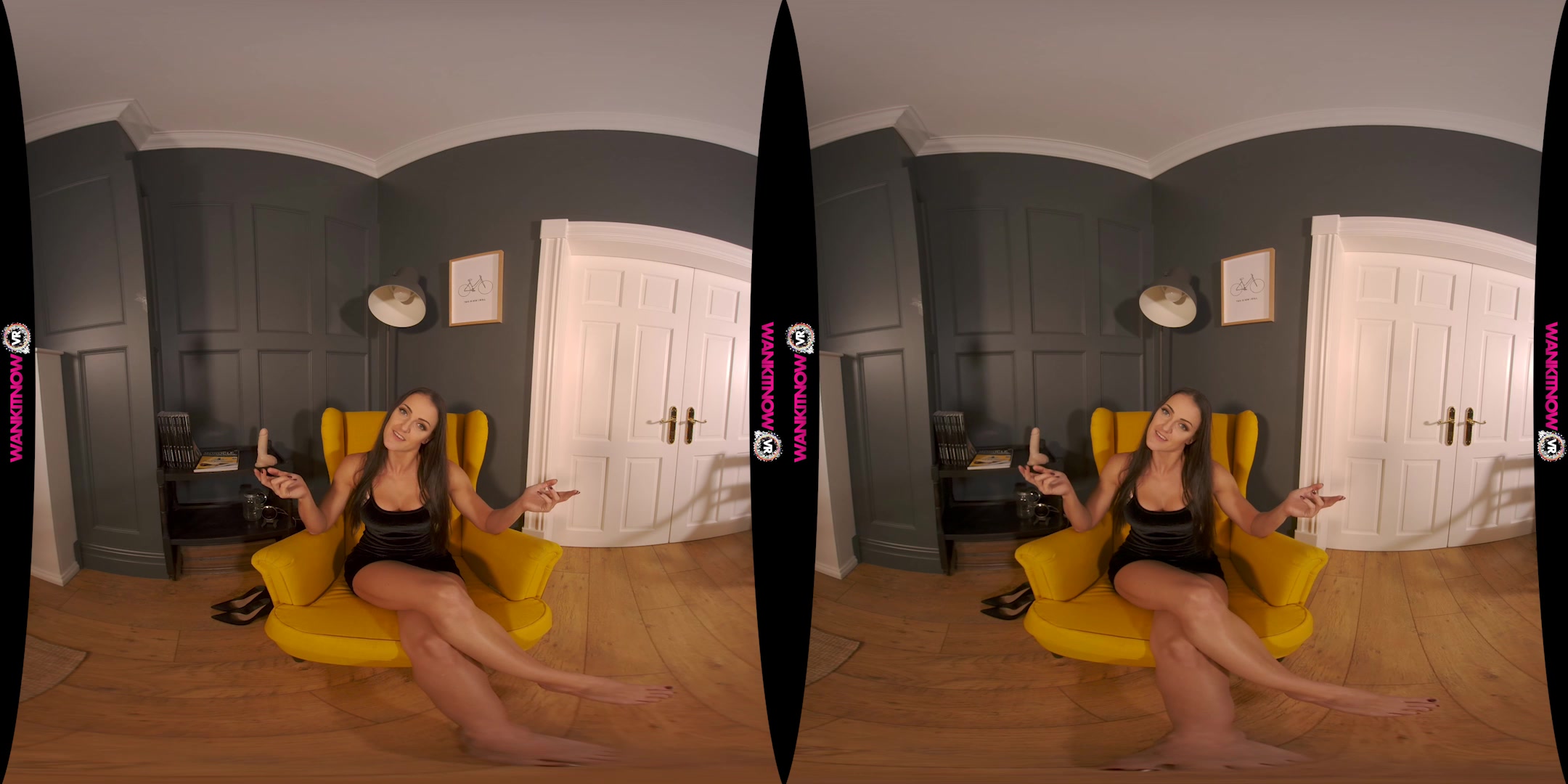 Red Light Green Light featuring Cleo Summers - WankitNowVR