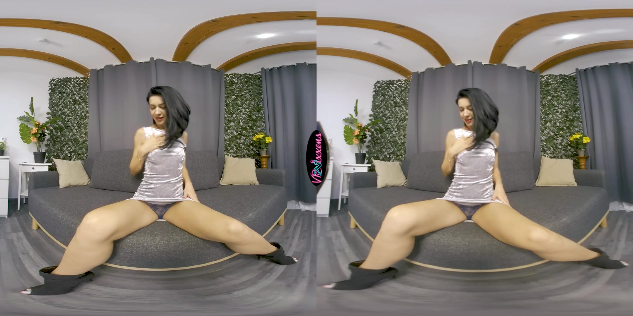 My First VR - VRixxens