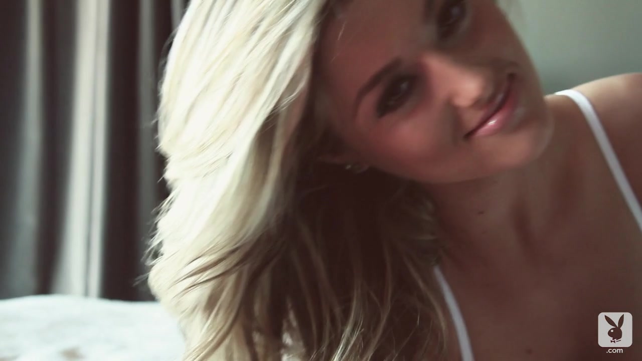 Mash-Up Monday - Best of Blondes Vol. 1