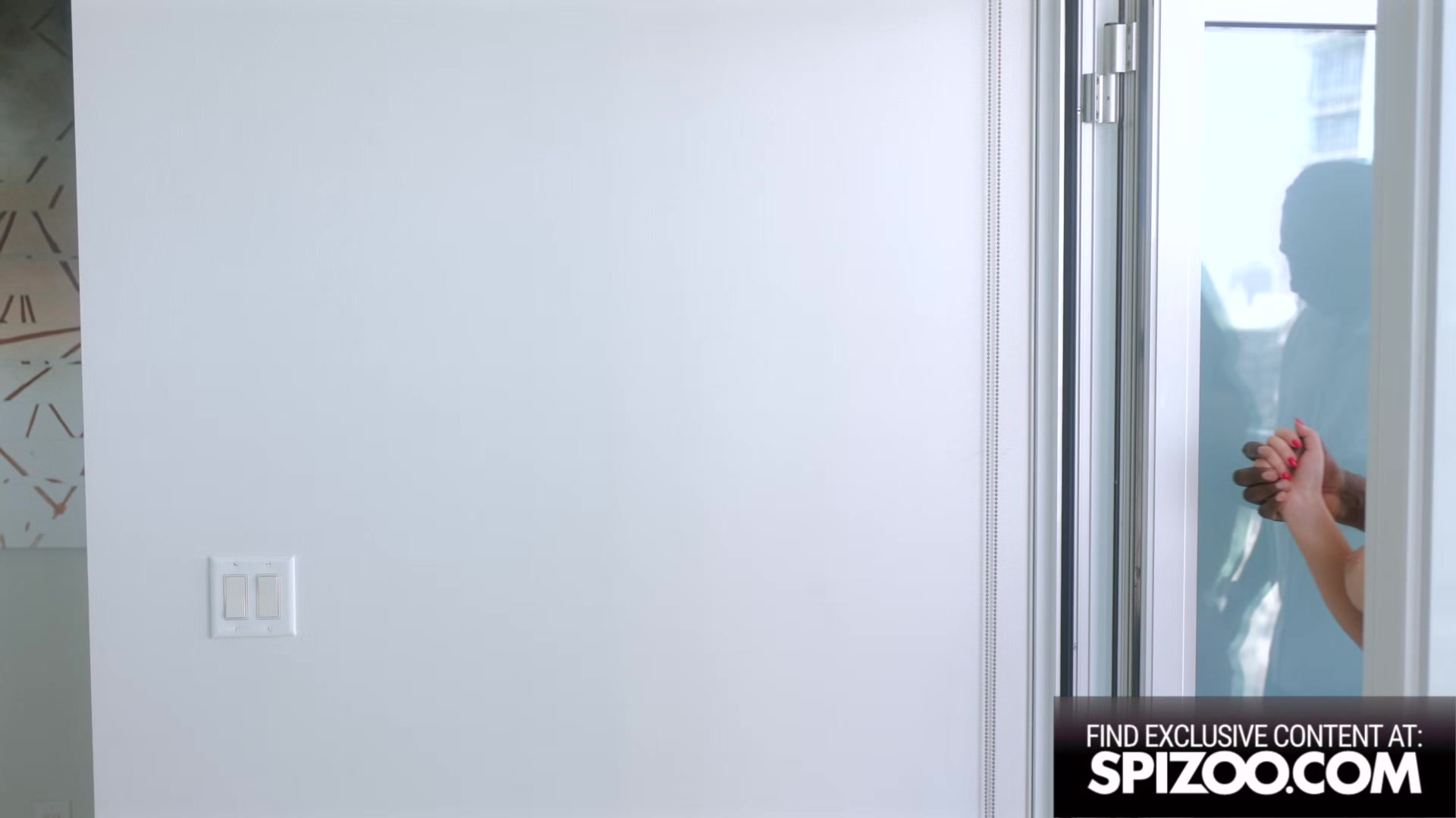 Cock-Hungry Scarlett Alexis Tastes A Star Athlete's Sweet Cum