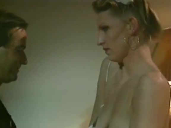 Sarah Jane Hamilton, Mike Horner, Sandra Margot in vintage fuck site
