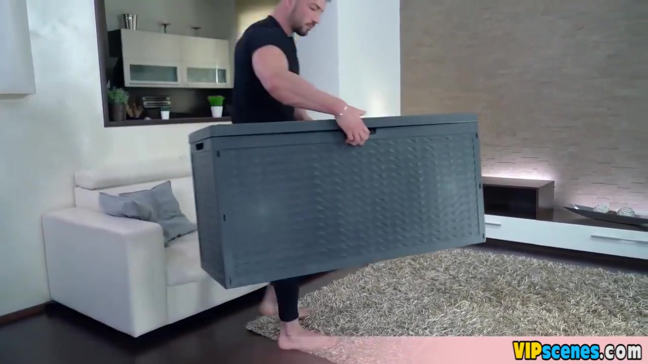 Cute And Tiny Stepsister Lana Tried To Pull A Prank On
