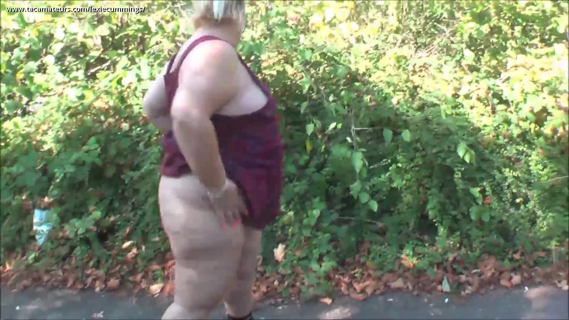Buttplug Walk Strip - LexieCummings