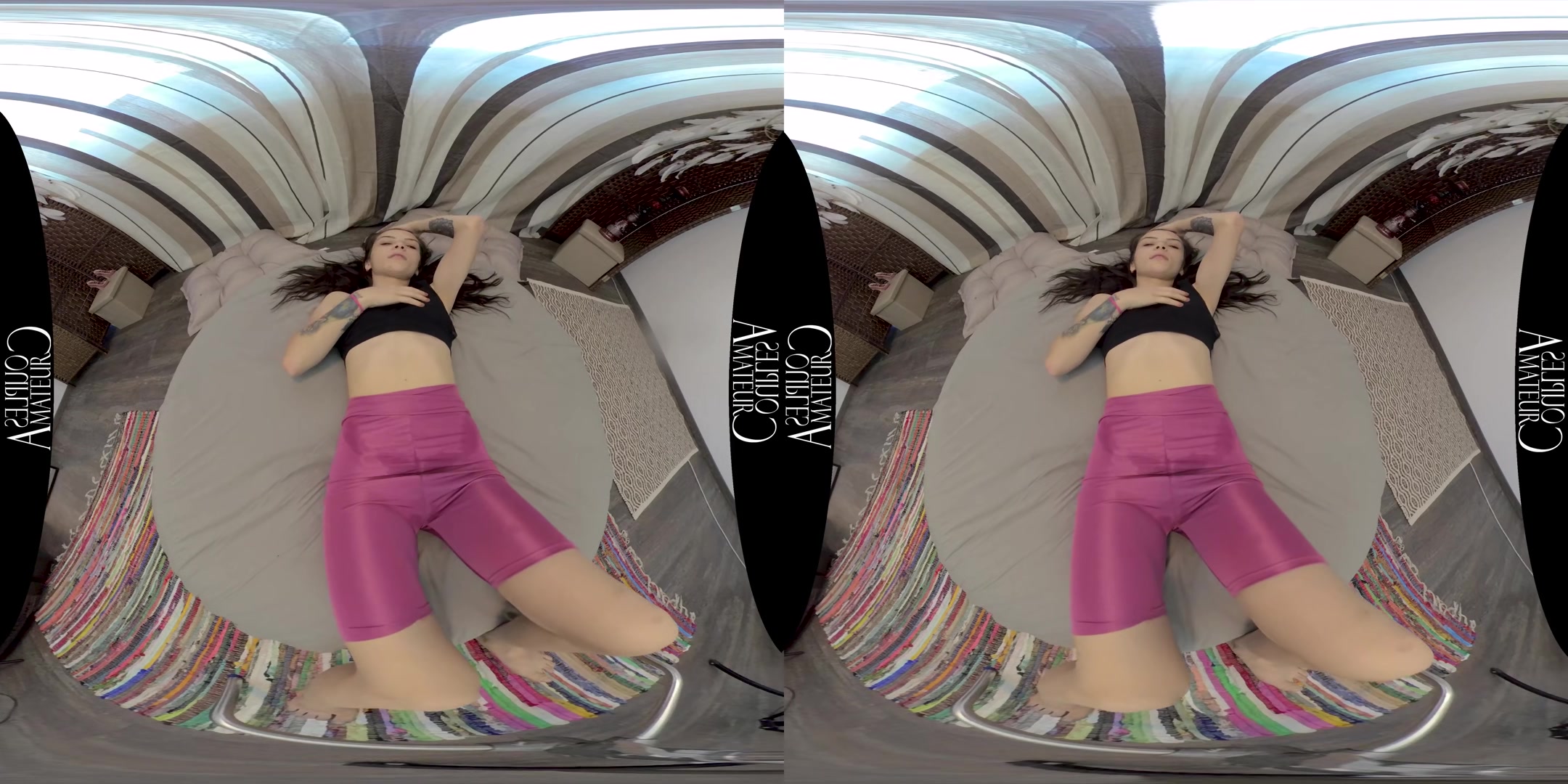 Amateur Brunette teen 18+ Plays Her Pussy Like A Banjo - AmateurCouplesVR
