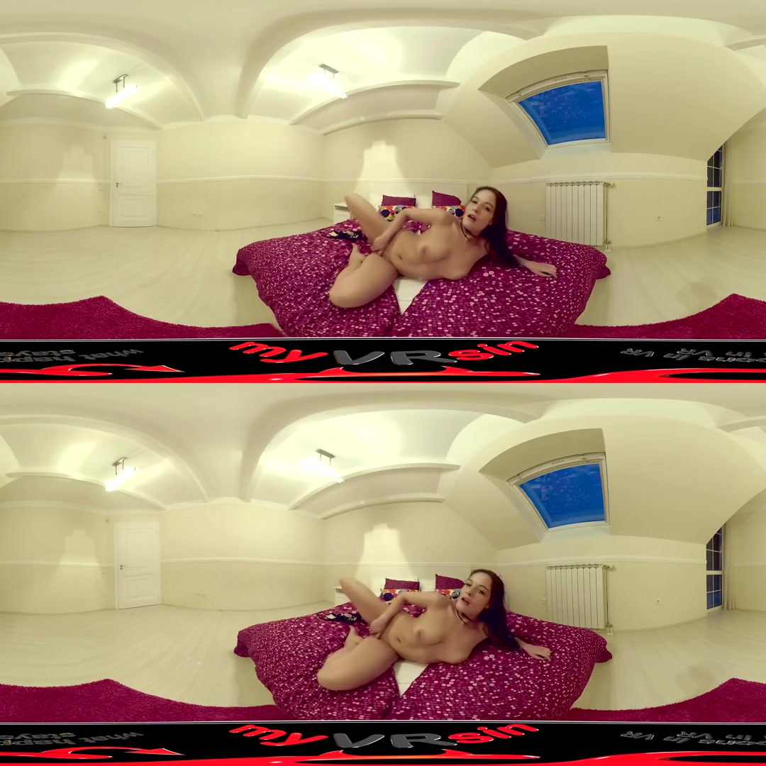 Dolly Diore in After a Hard Working Day - myVRsin