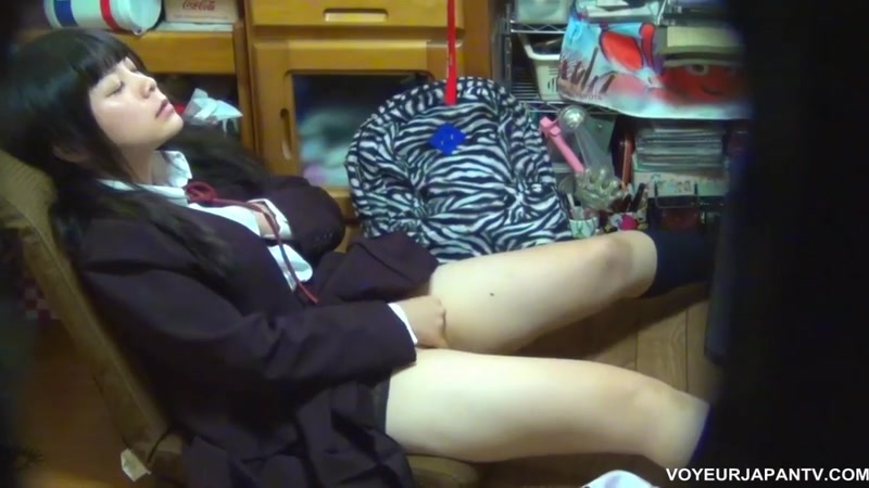 Kotori's A Lucky Bird - VoyeurJapanTV