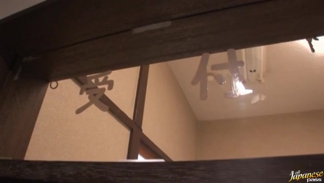 Mihiro Sweet Asian girl has crazy sex