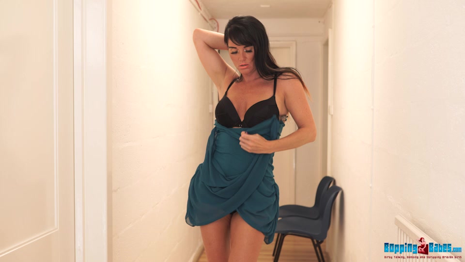 Shelly - Stepmum Appeal - BoppingBabes