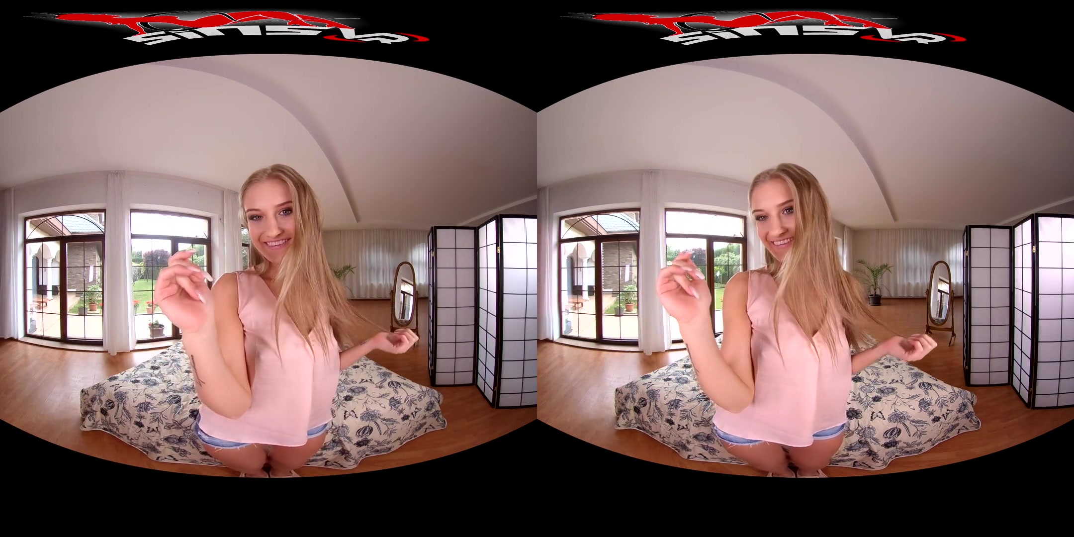 Tiffany Tatum in Tiffany Tatum - Solo Sexy - SinsVR