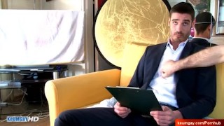 Pierre innocent str8 banker serviced his big cock by a guy!