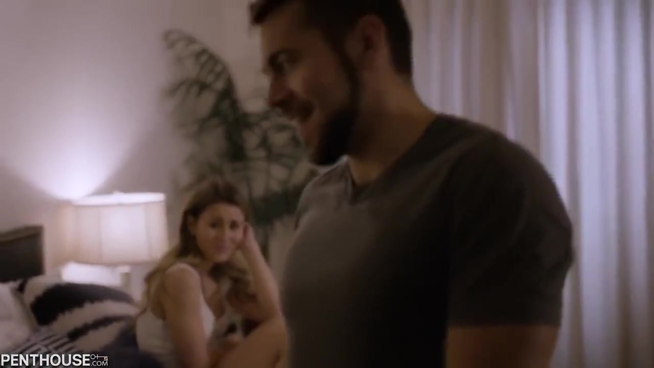 Stepsister Seduced Her Stepbrother With Paige Owens