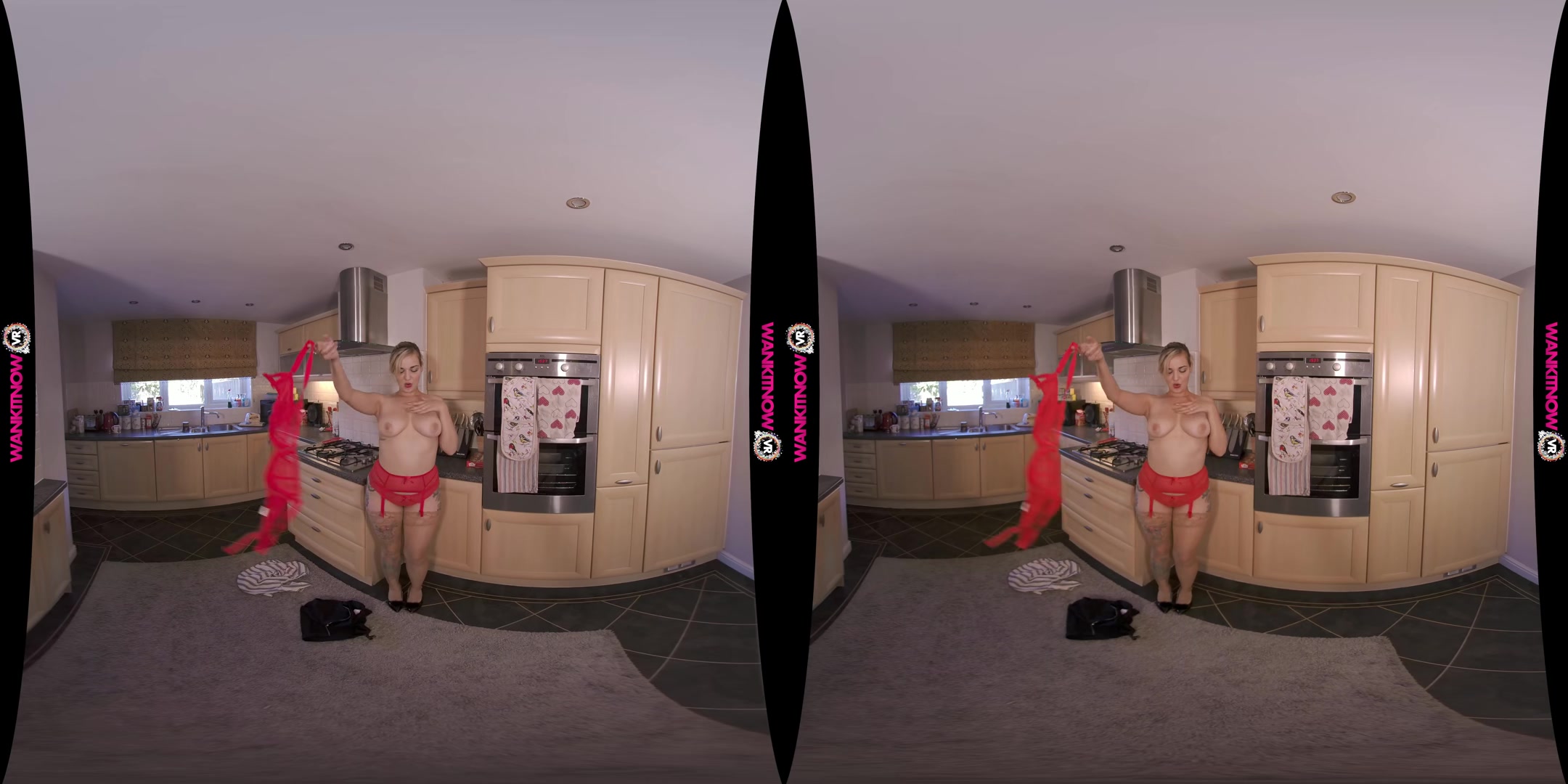 Cum In The Kitchen - WankitnowVR