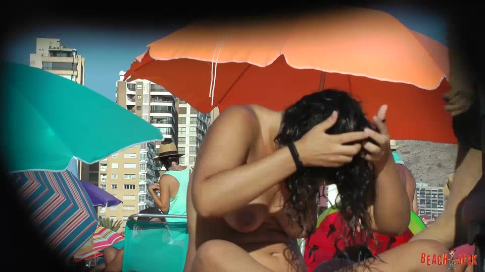 Hot Mama - BeachJerk