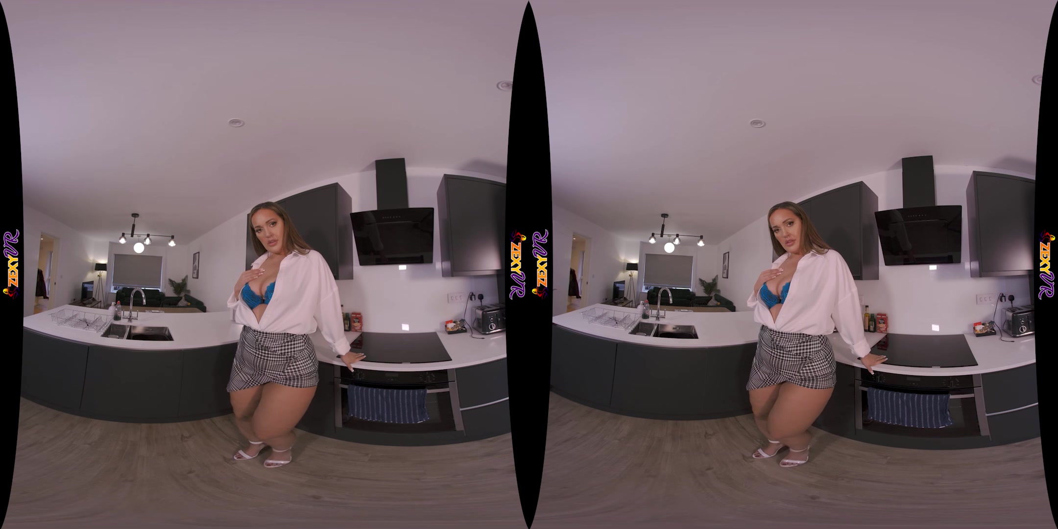 Strip To Unwind featuring Frankie L - ZexyVR