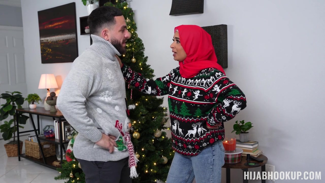 Babi Star & Peter Green in What I Really Want for Christmas - HijabHookup