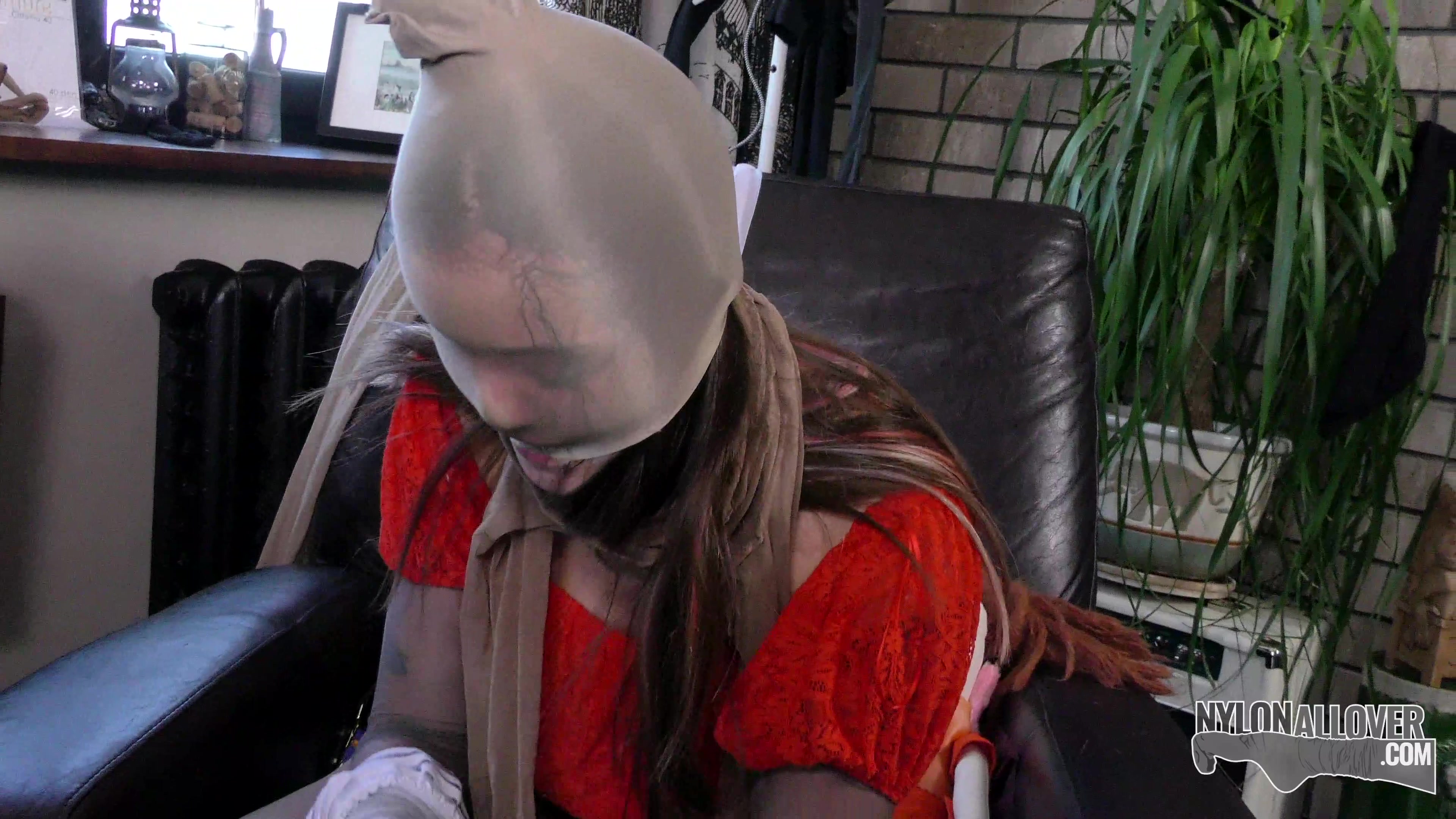 Wendy And Her Pantyhose