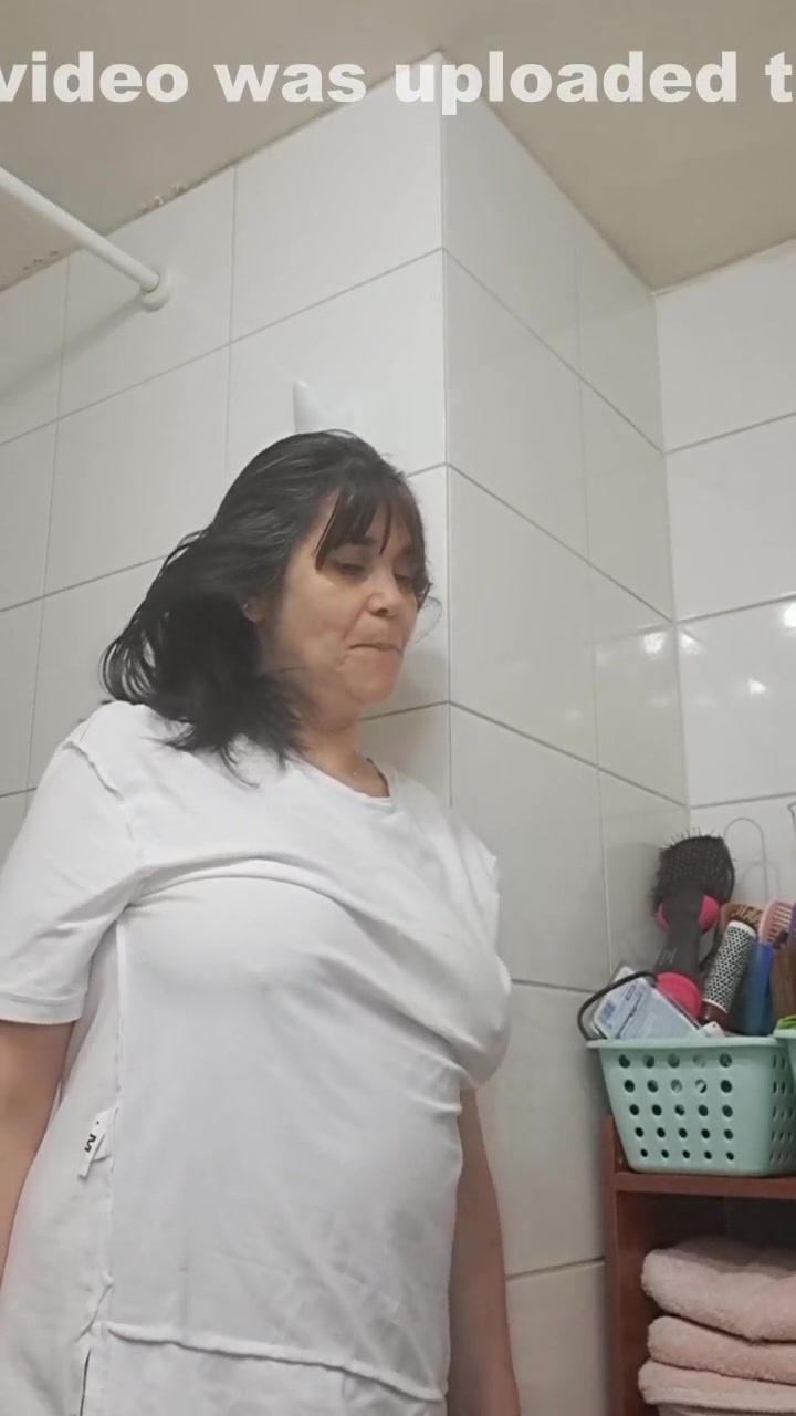 Stepmom Fucked By Surprise And Creampie Standby Bathroom