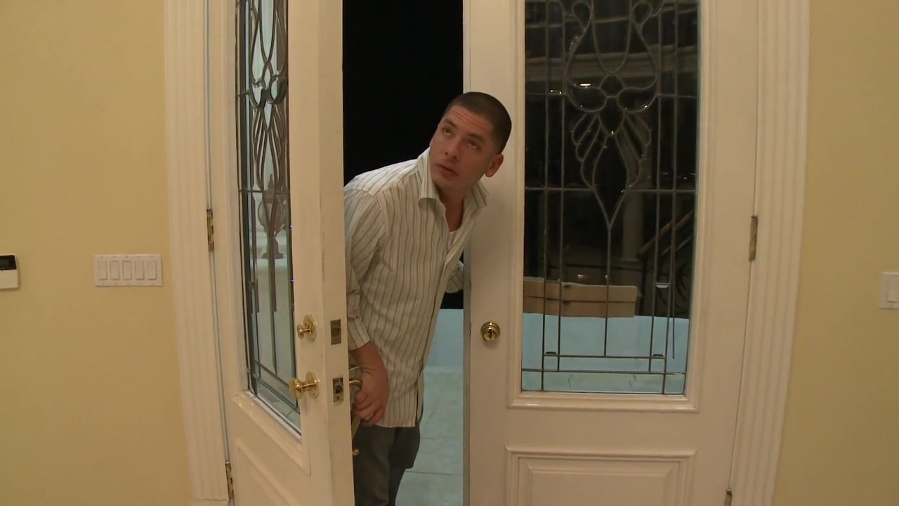 Pizza delivery boy delivers a hardcore fucking by Good Wives Never Get Caught