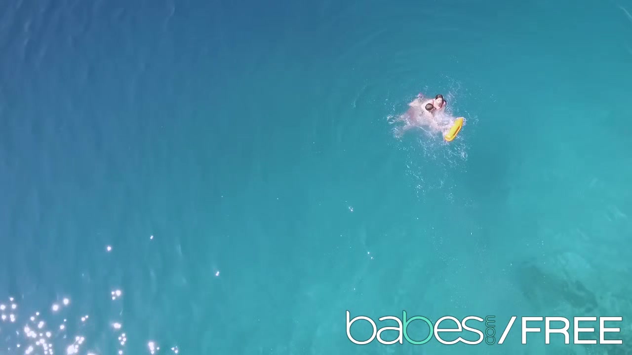 BAEWATCH AN XXX PARODY featuring Ally Breelsen Kristof Cale - Babes