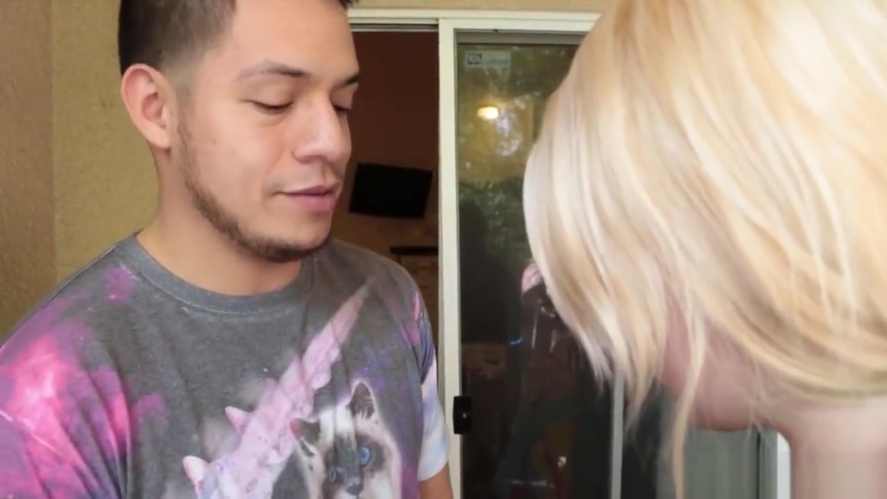 Dude Gets Inside Stepsis's Wet Cunt