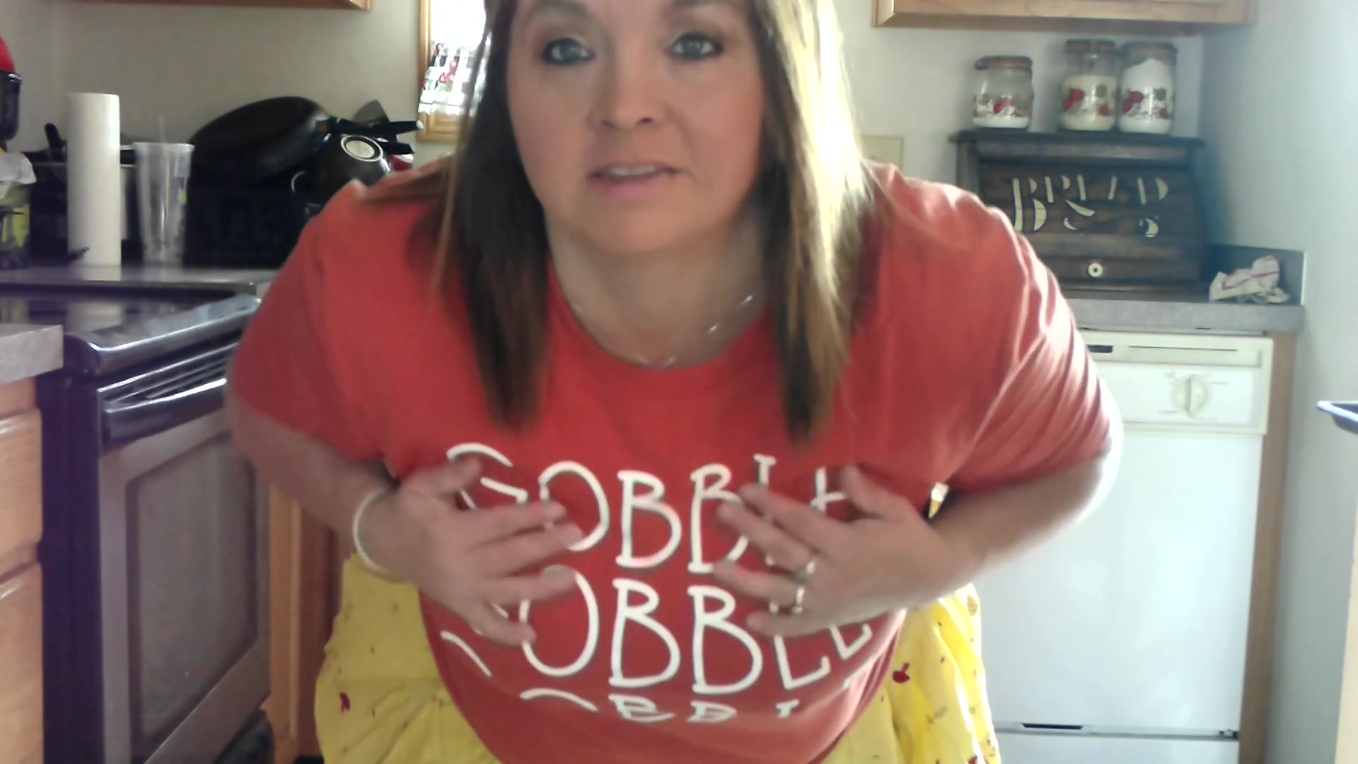 Sexy Bbw Thanksgiving Step mom Bakes Cookies - Sexynebbw