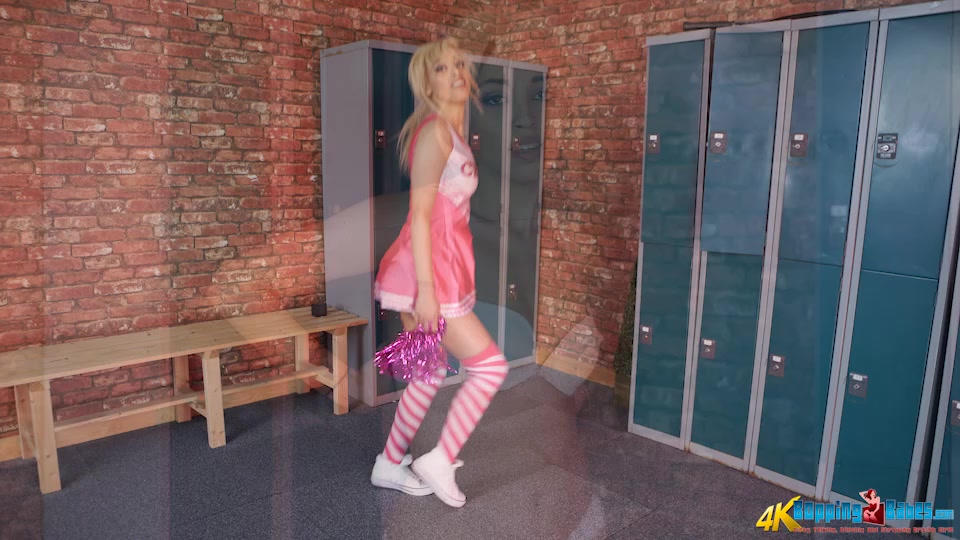 Fifi - Dirty Dance Routine - BoppingBabes