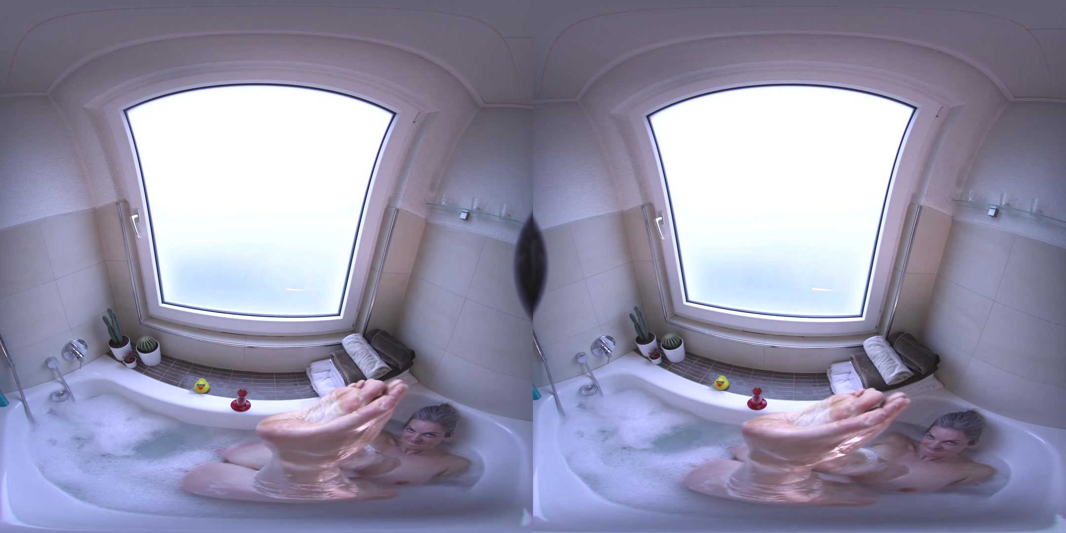 Play In The Bath - Sabdeluxe - Vr Porn Video