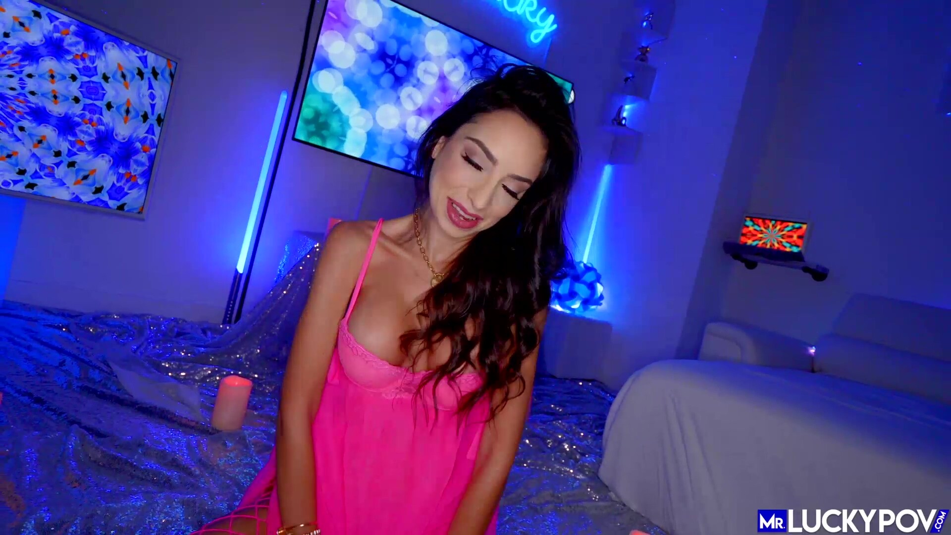 Petite Trinity StClair Gets Her Tiny Pussy Stretched