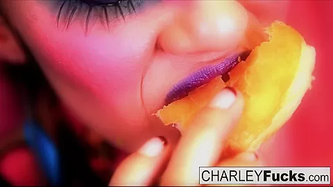 Charley Chase in Charley Chase Teases You - CharleyChase