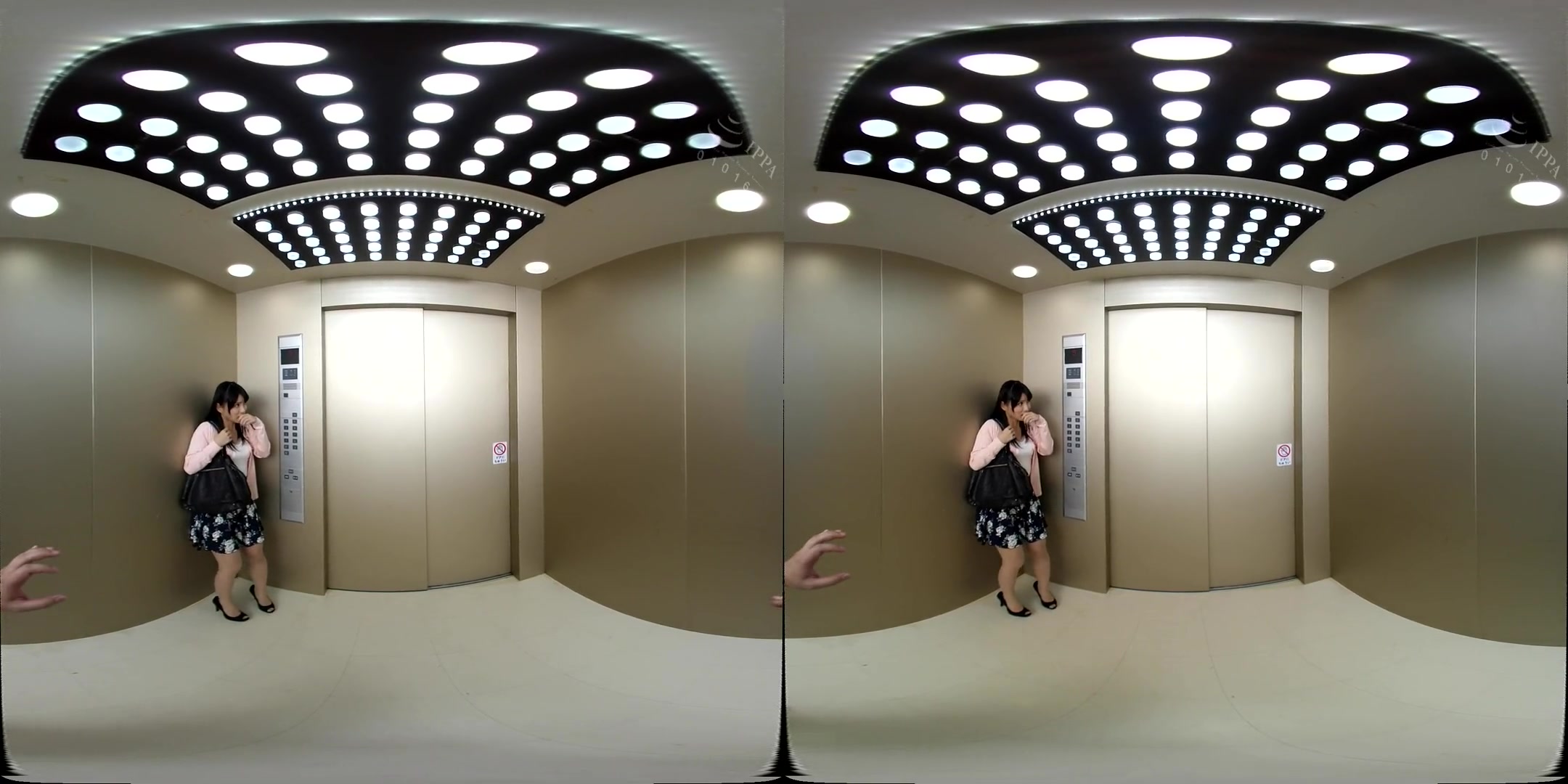 Trapped with a Woman in the Elevator 1 - Asian Public Sex Blowjob