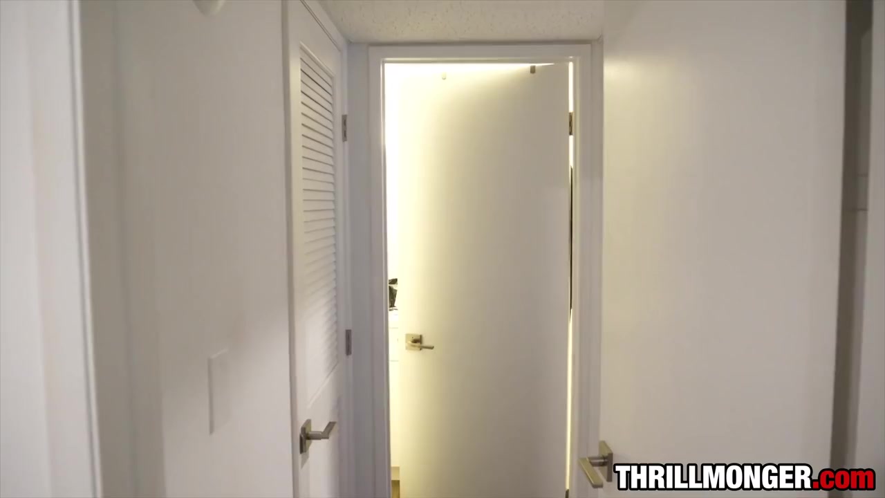 Oh She Trippin (teen 18+ Pawg With Blonde Hair Gets Penetrated And Creampied By Thrillmongers Bbc)